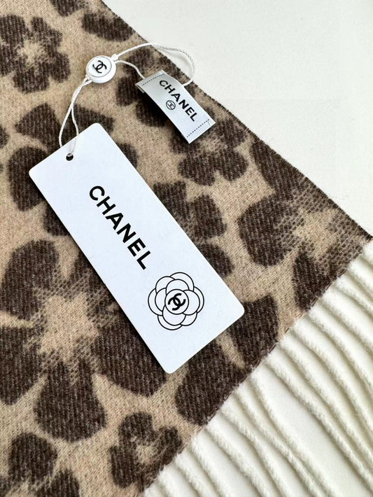 CHANEL Scarf