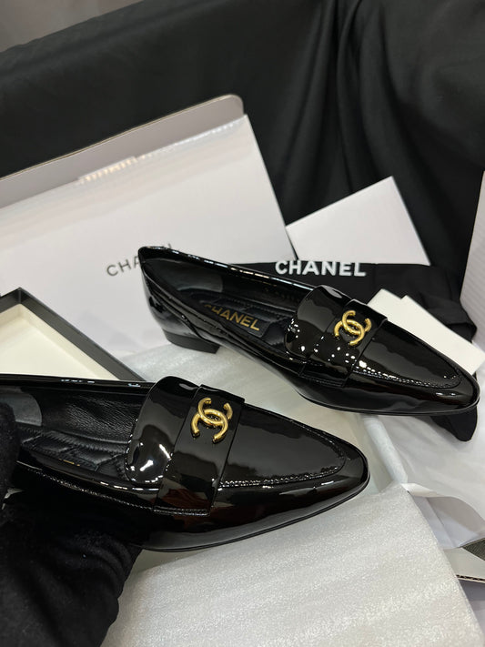 CHANEL One Point loafer women's
