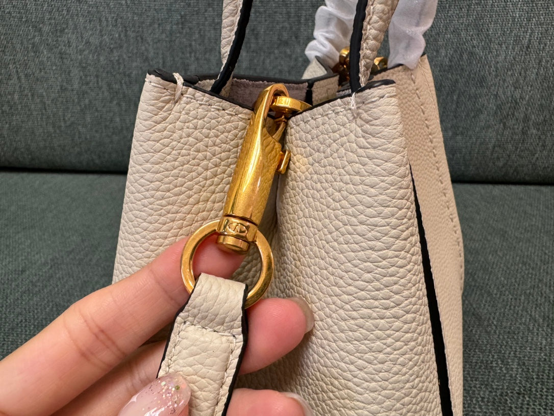 Valentino VLT 26x27x17 CM bag