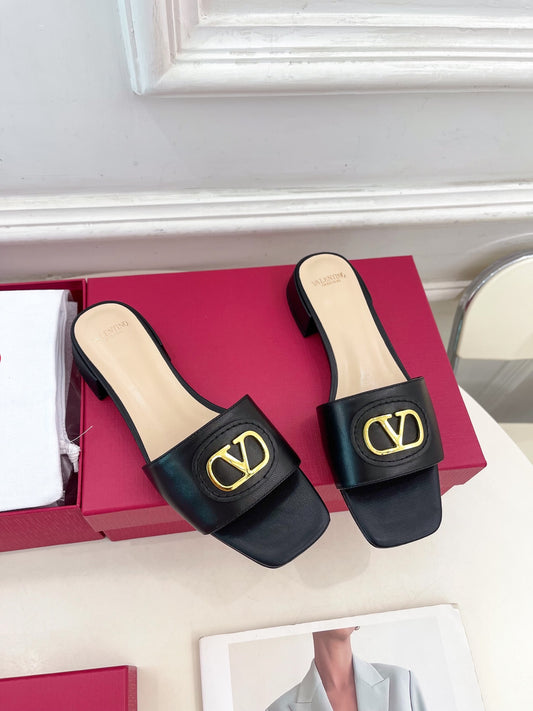 VALENTINO VLOGO SIGNATURE CHERRYFIC SLIDE SANDAL 20MM