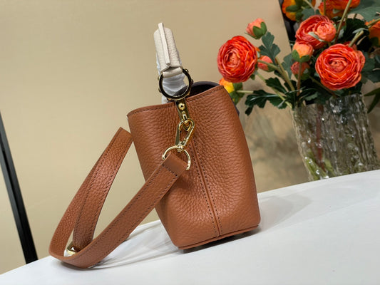 Louis Vuitton Capucines