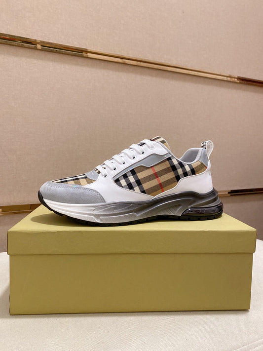 Burberry Sneakers