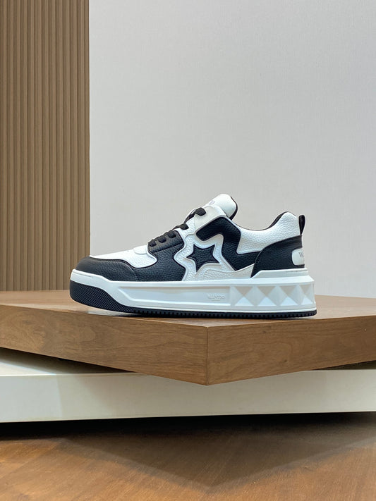 Valentino Sneakers