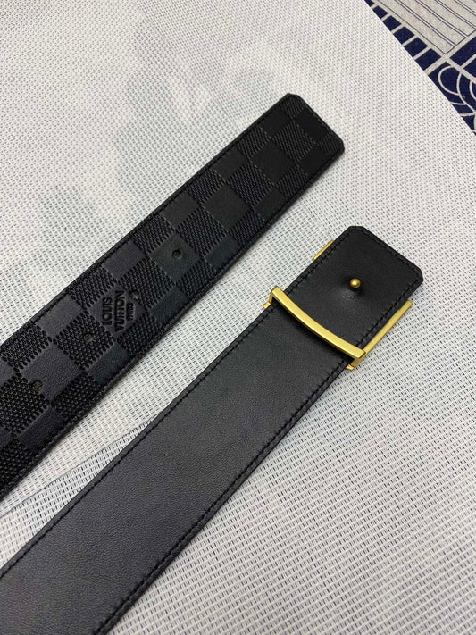 Louis Vuitton Reversible Belt