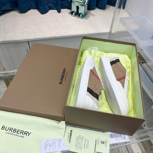 Burberry Sneakers