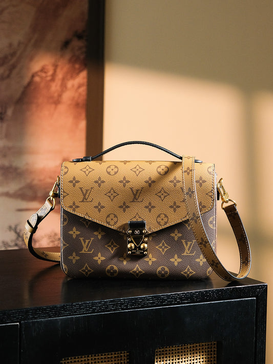 Louis Vuitton Pochette Metis Monogram Reverse