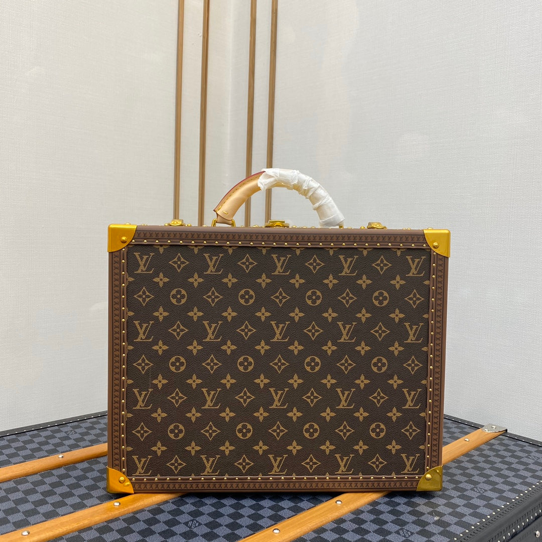 Louis Vuitton Bisten 50 Attache Hard Case Trunk