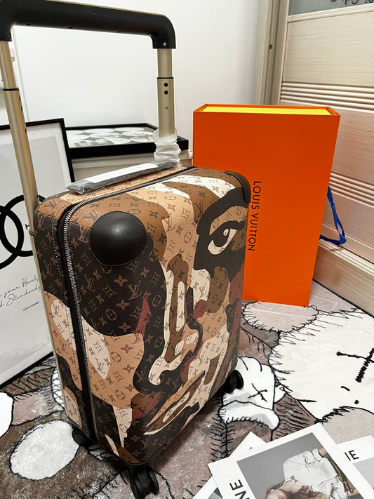 Louis Vuitton Horizon 55
