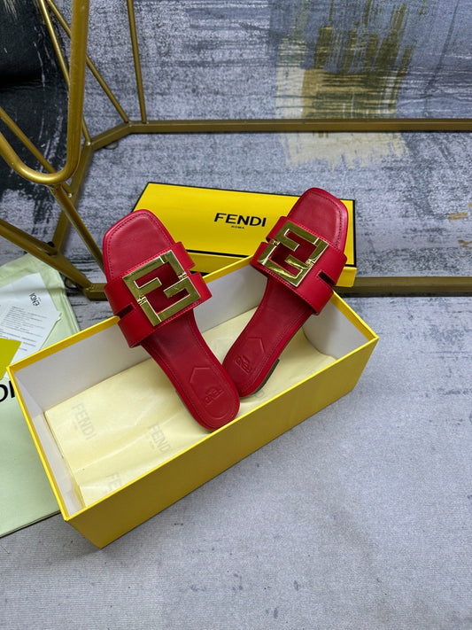 Fendi Women's Presbyopia Slippers