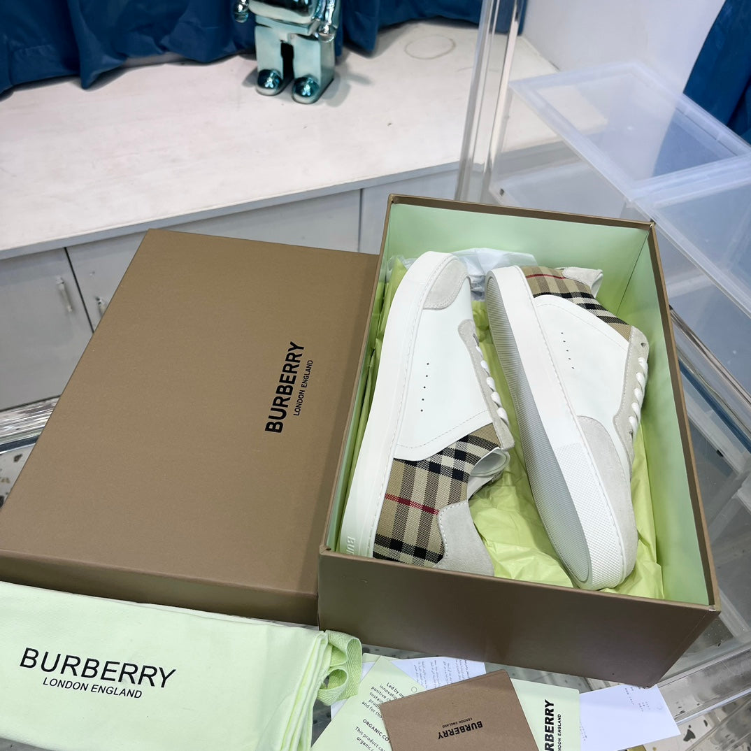 Burberry Sneakers