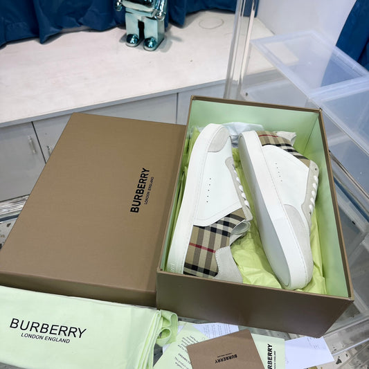 Burberry Sneakers