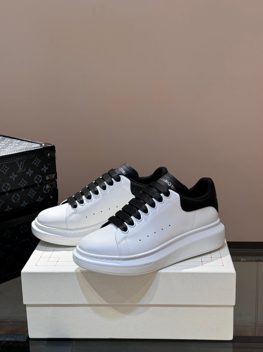 Alexander McQueen Oversized Sneaker
