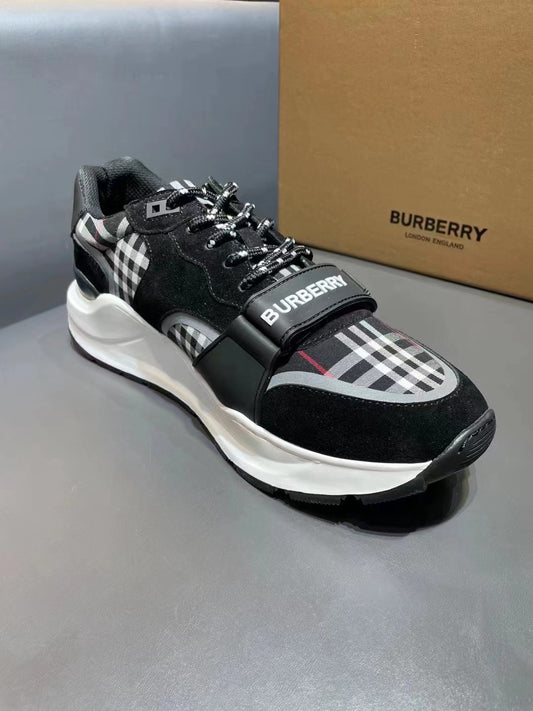 Burberry Sneakers