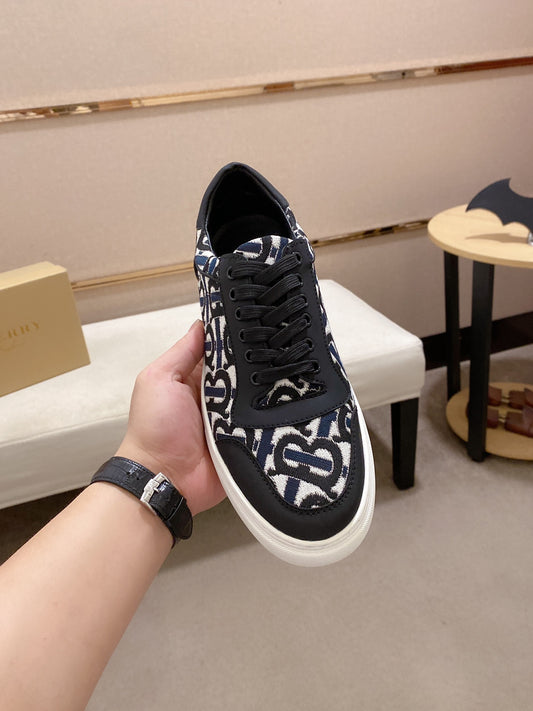 Burberry Sneakers