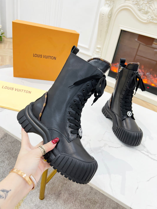 Louis Vuitton Ruby Ranger