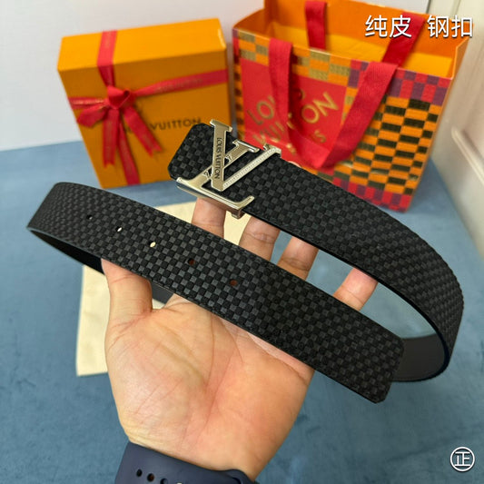 Louis Vuitton leather Belt