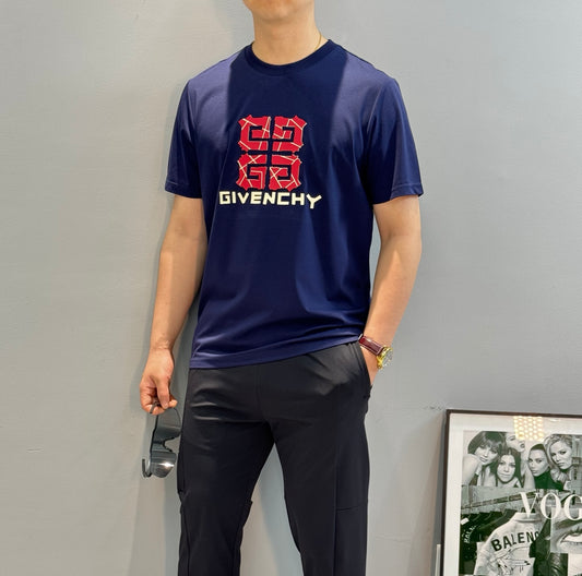 Givenchy T-Shirt