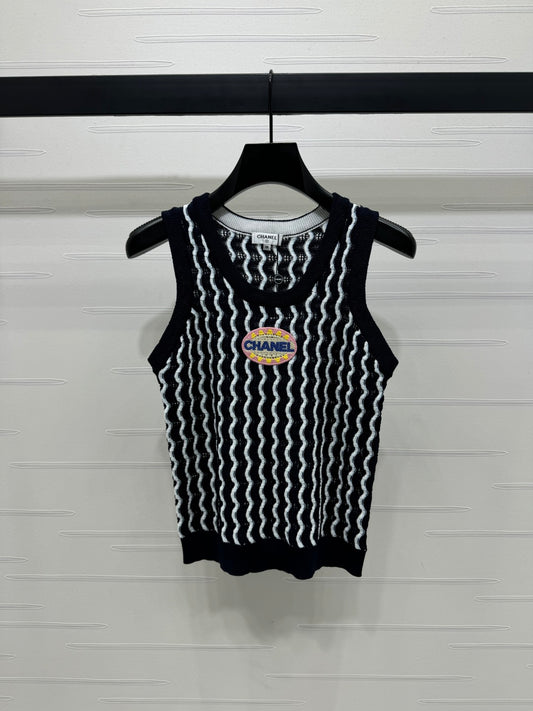 CHANEL Top